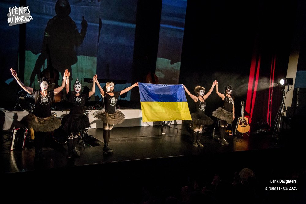 4/20 photos du spectacle Dakh Daughters