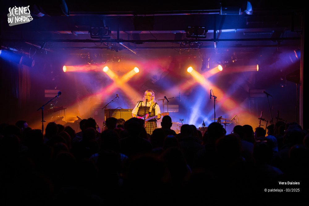 5/9 photos du spectacle Vera Daisies