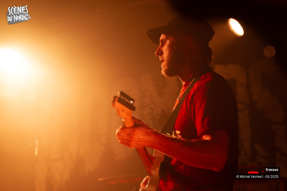 14/19 photos du spectacle frenzee au Black Lab