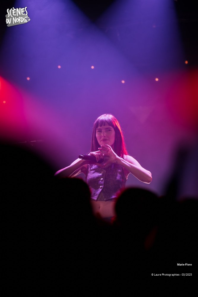 19/20 photos du spectacle Marie-Flore