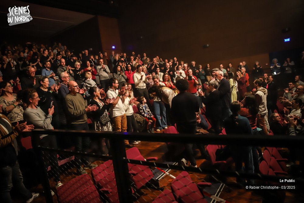 15/17 photos du spectacle Ambiance au festival A Travers Chants 2025