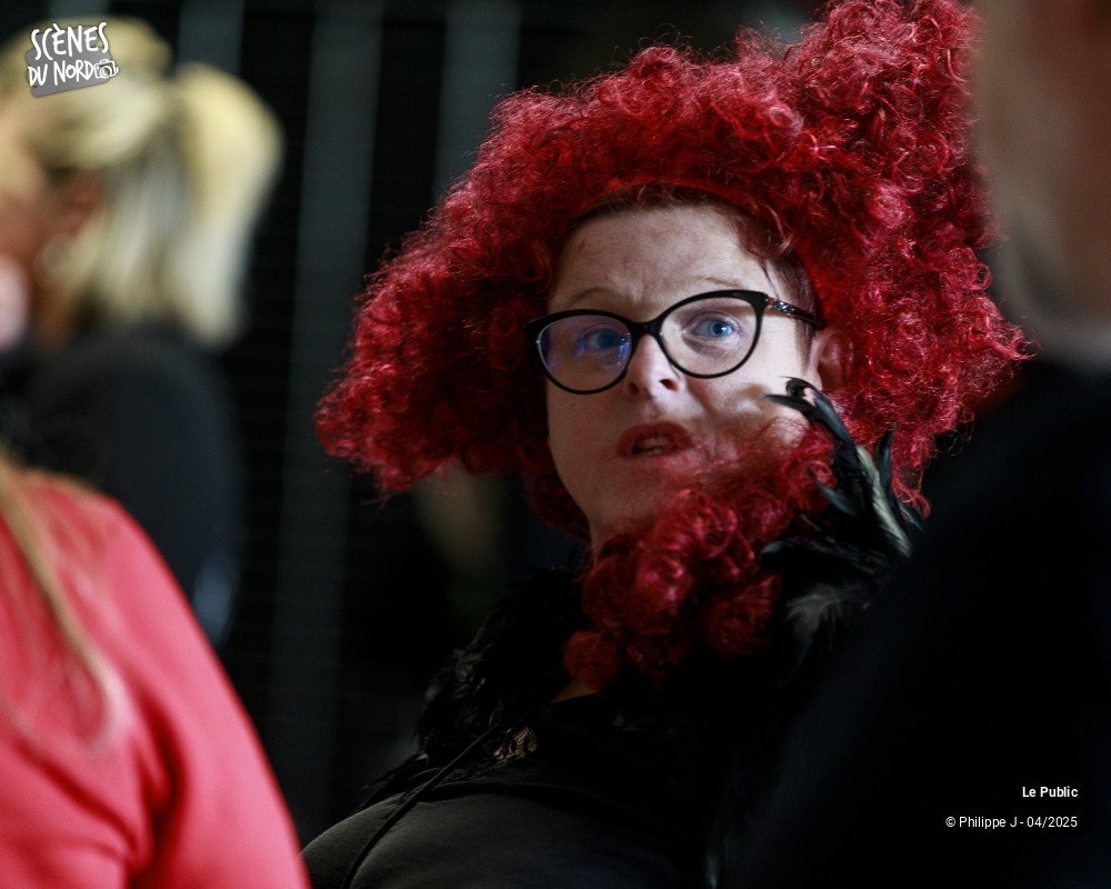 22/35 photos du spectacle FurioUs CirKus III Le Public