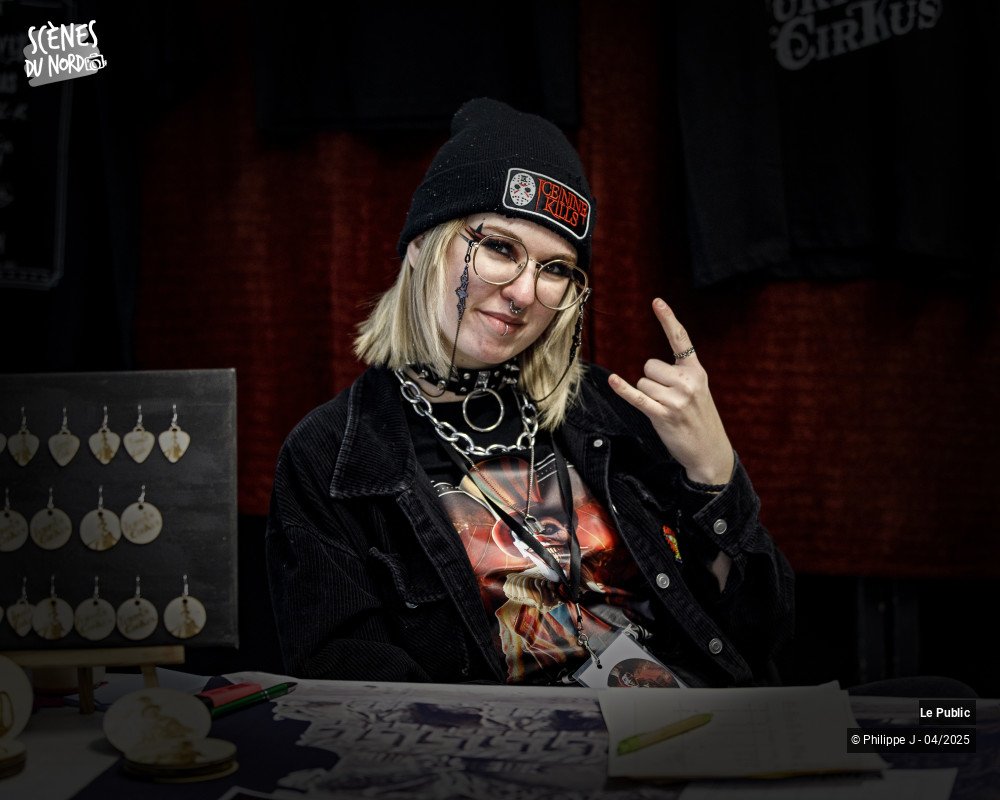 31/35 photos du spectacle FurioUs CirKus III Le Public