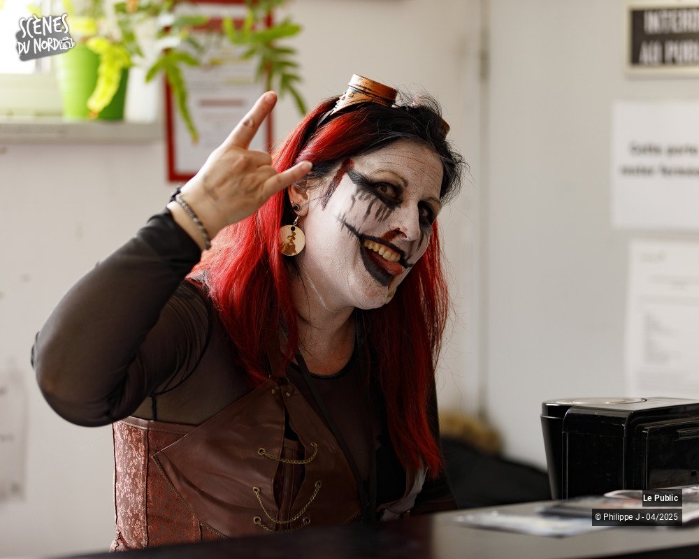 33/35 photos du spectacle FurioUs CirKus III Le Public