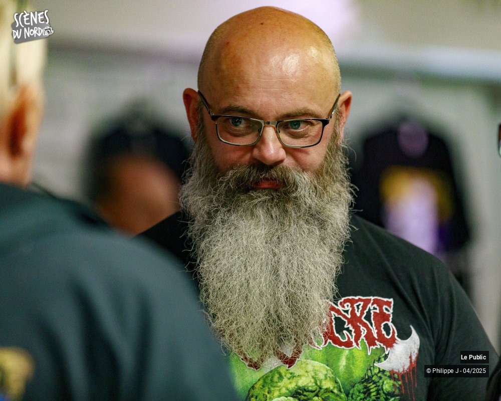 34/35 photos du spectacle FurioUs CirKus III Le Public