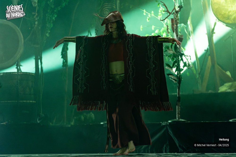 10/20 photos du spectacle Heilung au Zénith Lille
