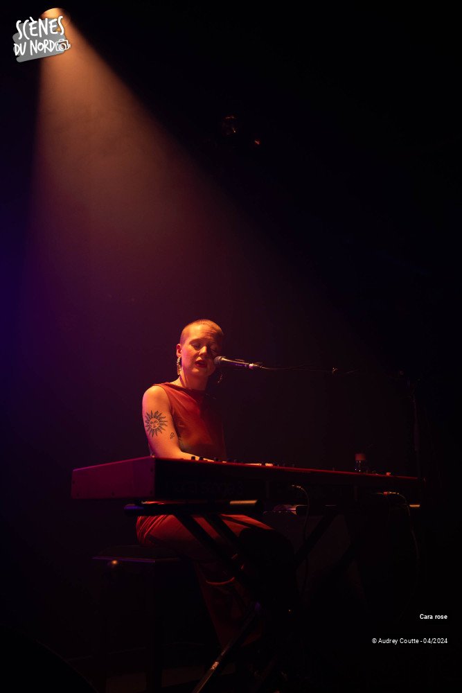 9/10 photos du spectacle Cara Rose