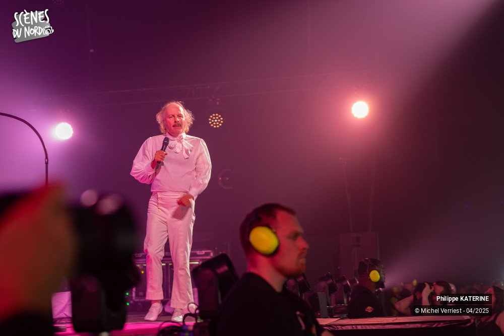 7/10 photos du spectacle Philippe Katerine