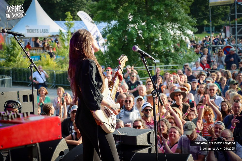 12/17 photos du spectacle Nina Attal  et Electric Ladyland