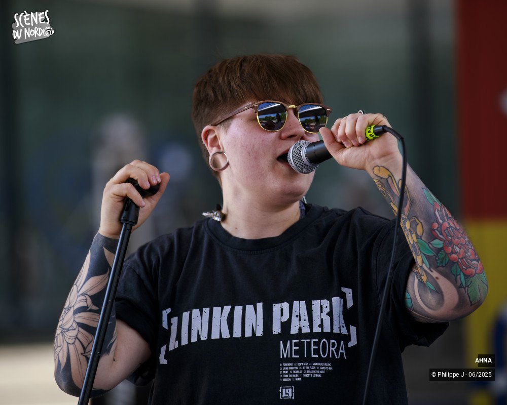 8/16 photos du spectacle AĦNA