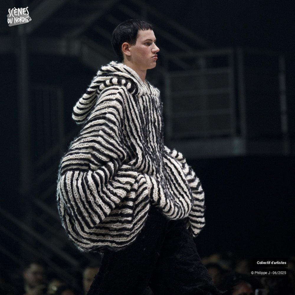 4/16 photos du spectacle Défilé ESMOD 2025 #2