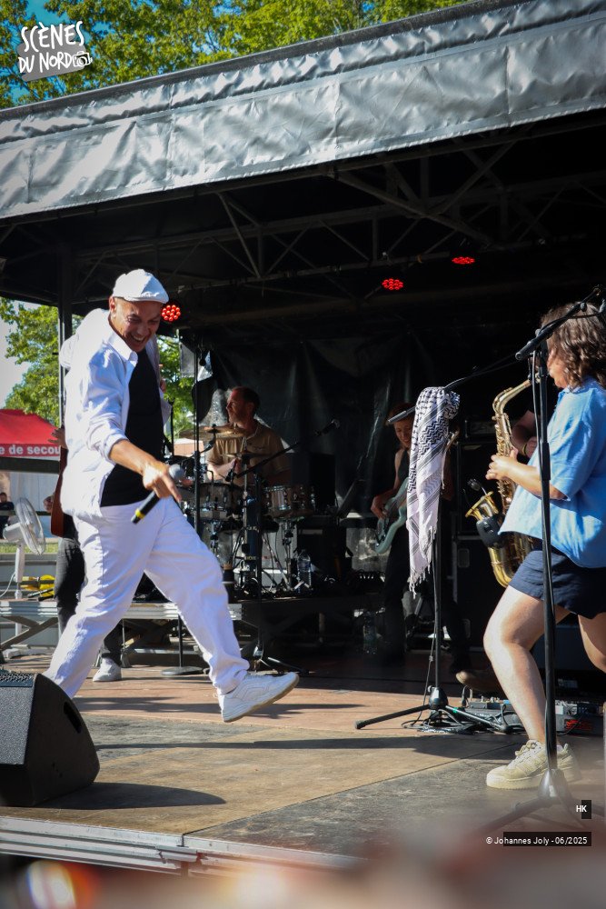 17/20 photos du spectacle HK