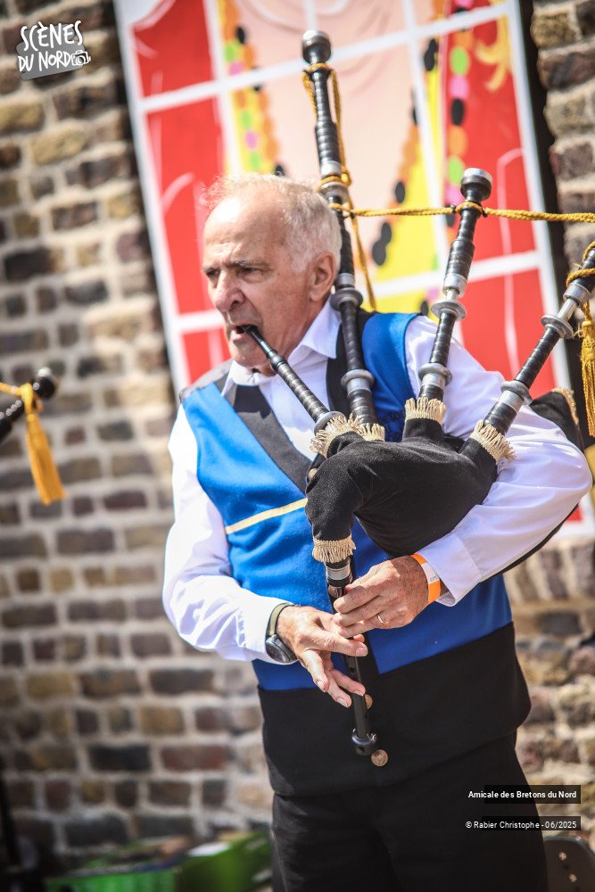 17/20 photos du spectacle Les bretons du nord les musiciens