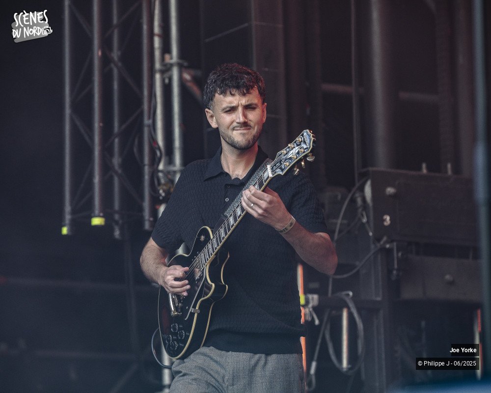 3/8 photos du spectacle Joe Yorke
