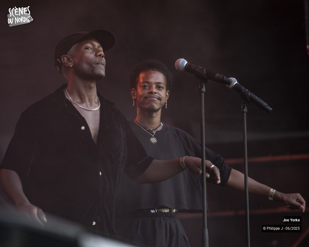5/8 photos du spectacle Joe Yorke