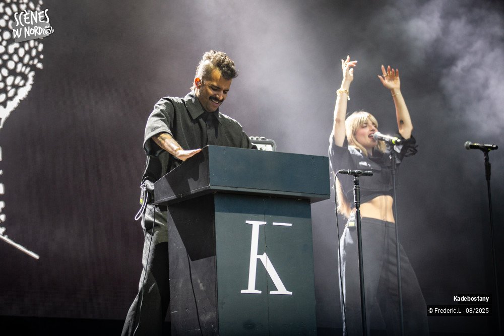6/20 photos du spectacle KADEBOSTANY