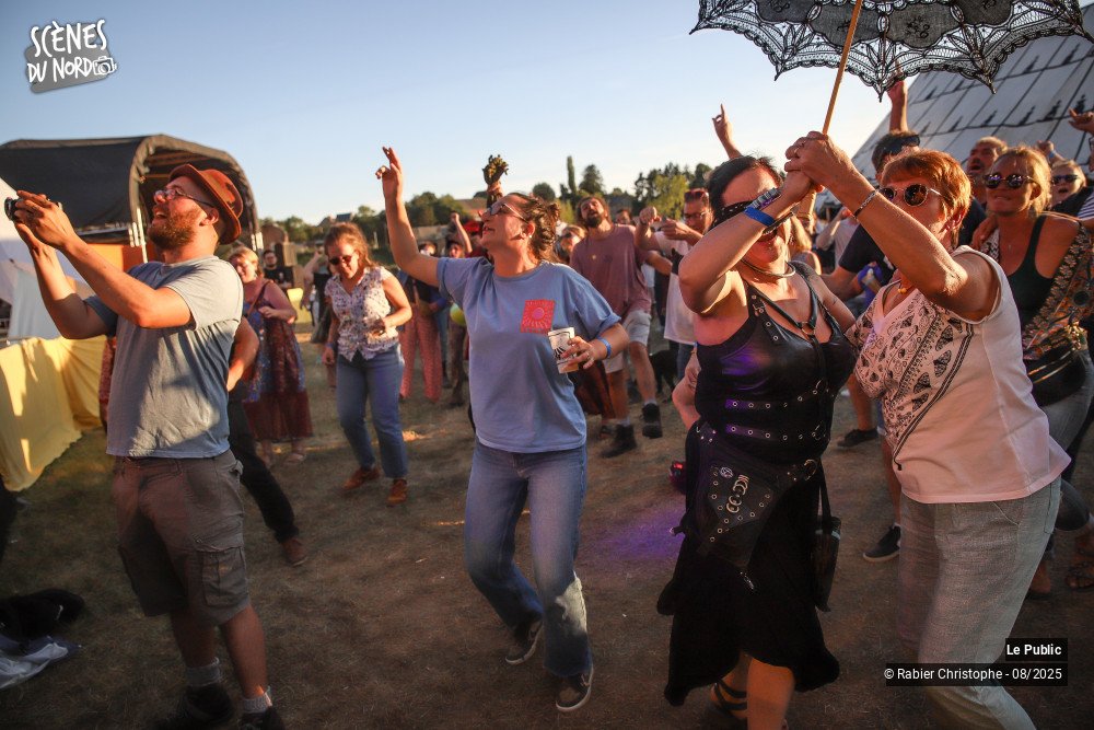 11/15 photos du spectacle Ambiance 7 au festival Le P'tit Wood 2025