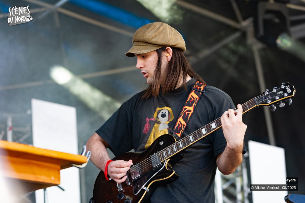 6/20 photos du spectacle Eeyora au Hush festival