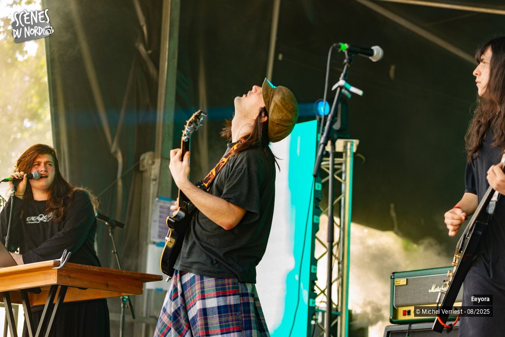 13/20 photos du spectacle Eeyora au Hush festival