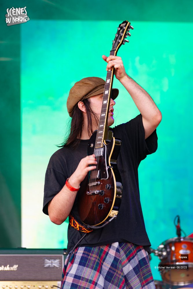 17/20 photos du spectacle Eeyora au Hush festival