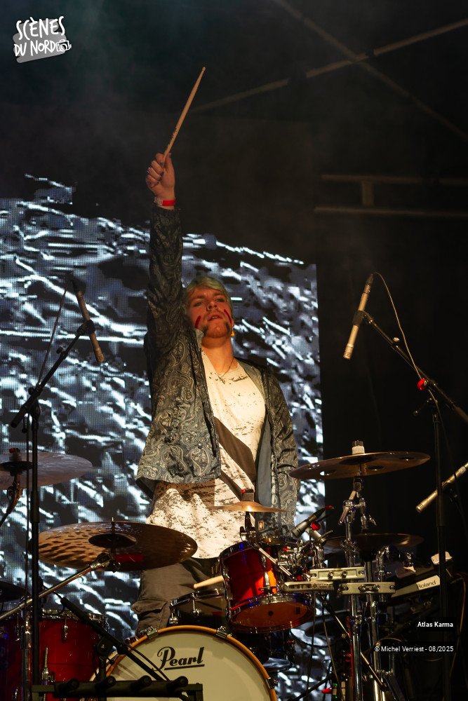 3/20 photos du spectacle Atlas Karma au Hush festival