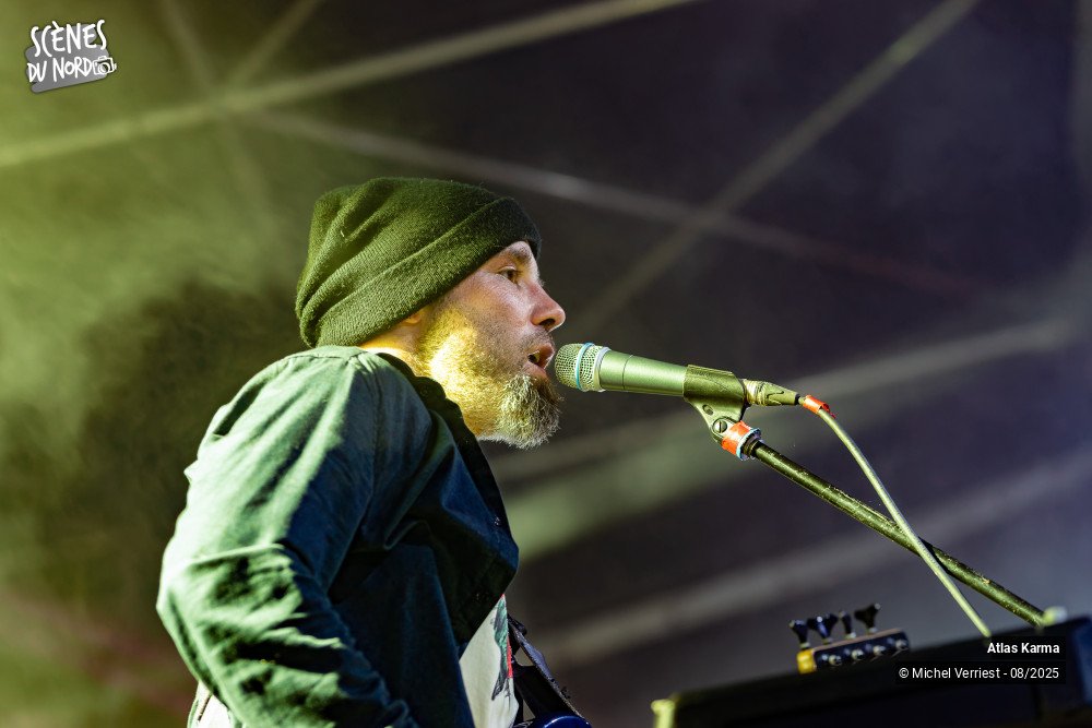 8/20 photos du spectacle Atlas Karma au Hush festival