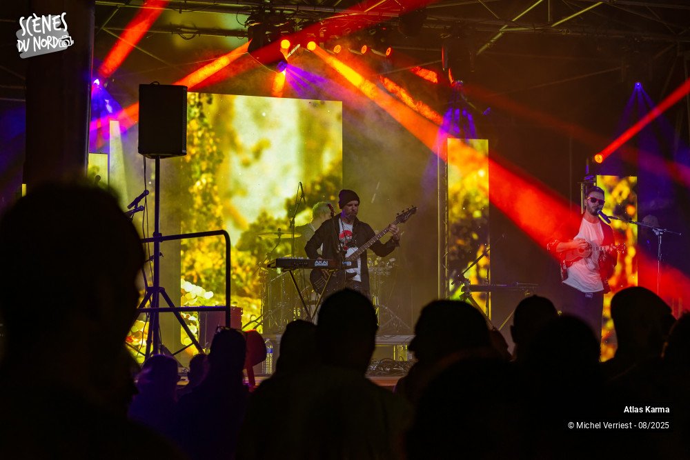 10/20 photos du spectacle Atlas Karma au Hush festival