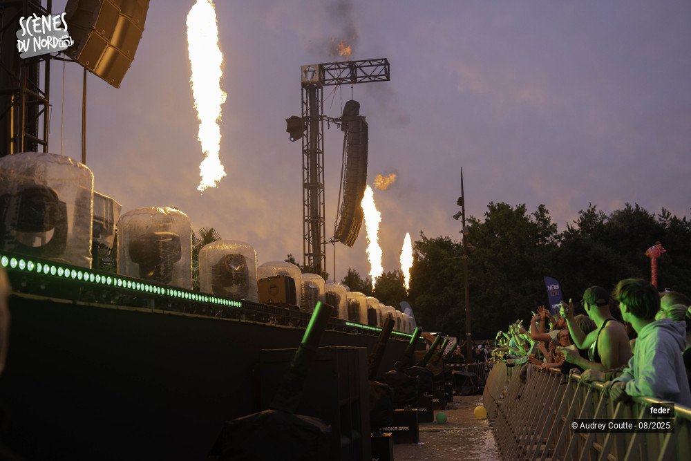 4/8 photos du spectacle feder