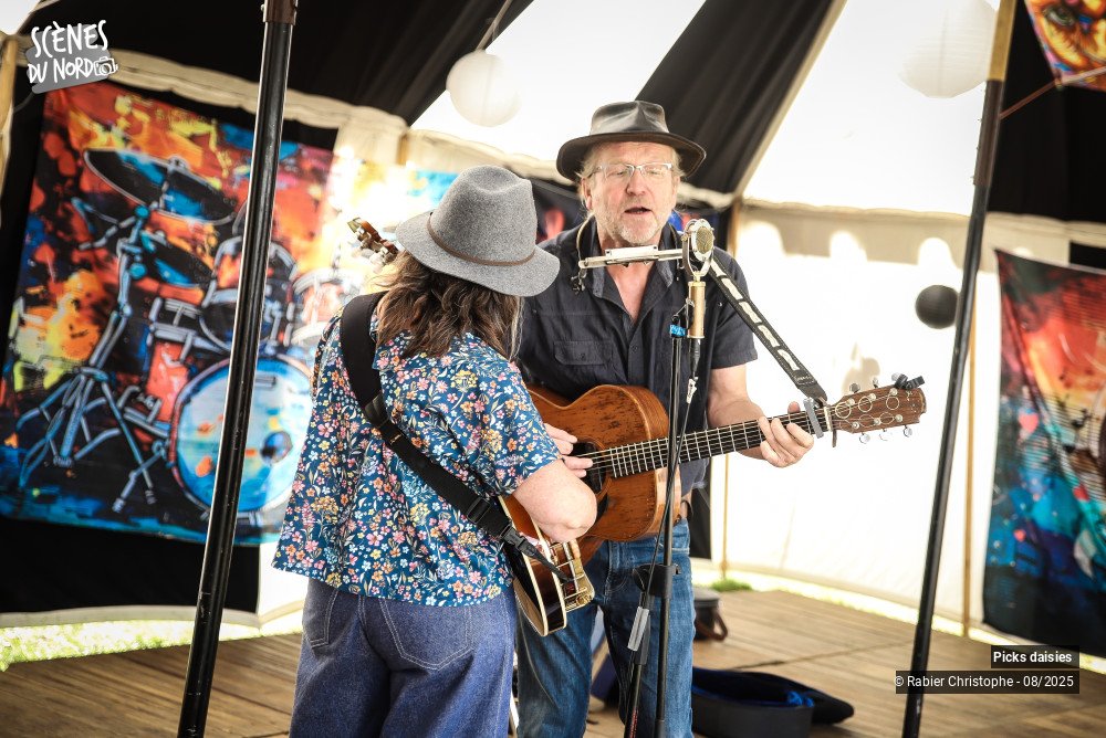 2/15 photos du spectacle Picks daisies