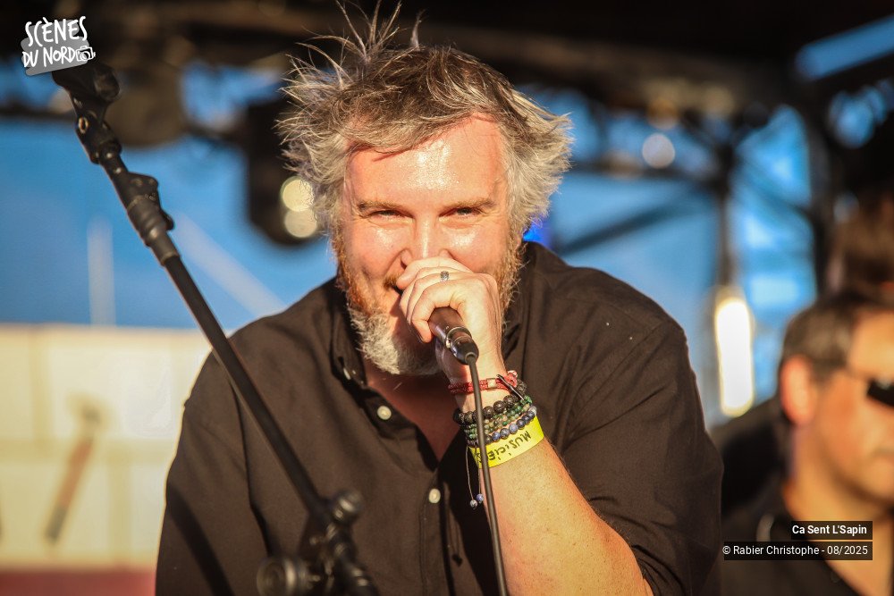 12/20 photos du spectacle Ca sent l'sapin