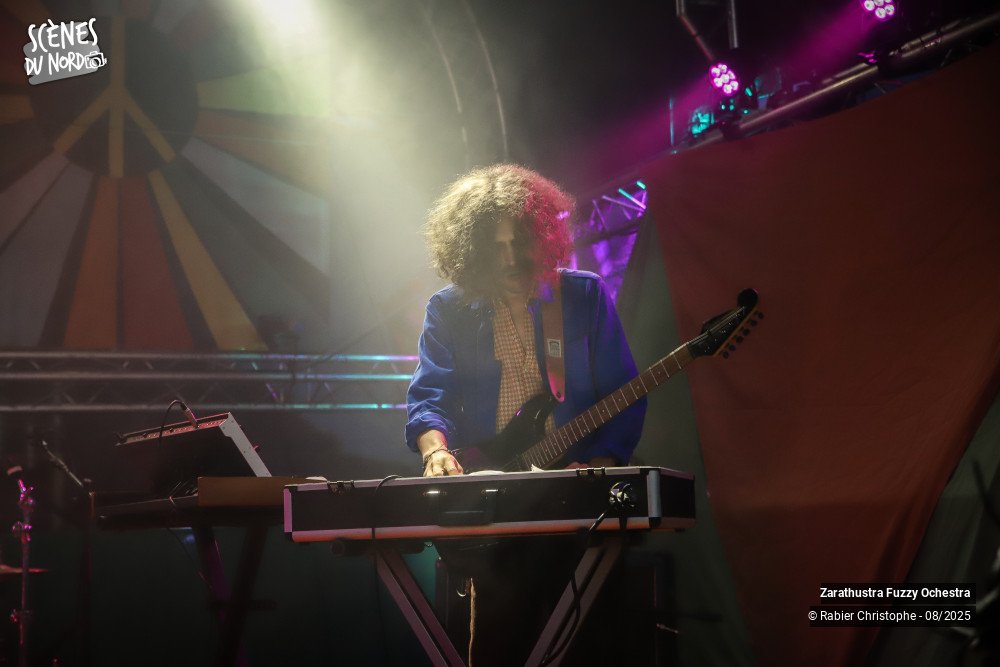 2/20 photos du spectacle zara thus tra fuzzu orchestra