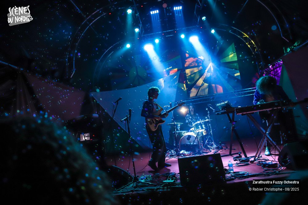 17/20 photos du spectacle zara thus tra fuzzu orchestra