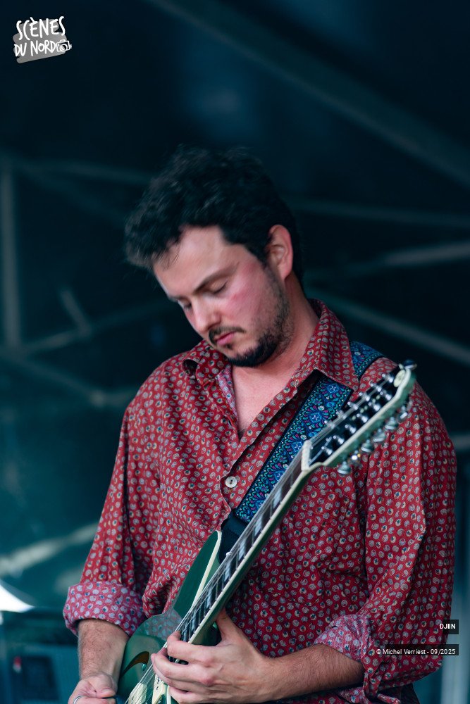 13/20 photos du spectacle DJIIN au Slbfest 2025