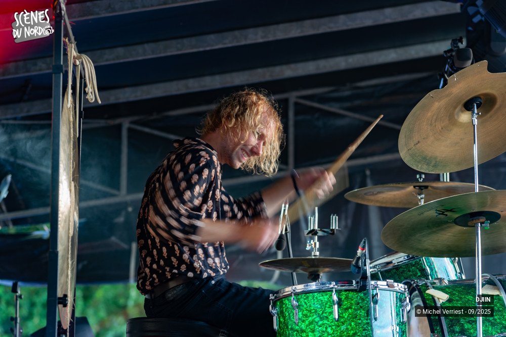 20/20 photos du spectacle DJIIN au Slbfest 2025