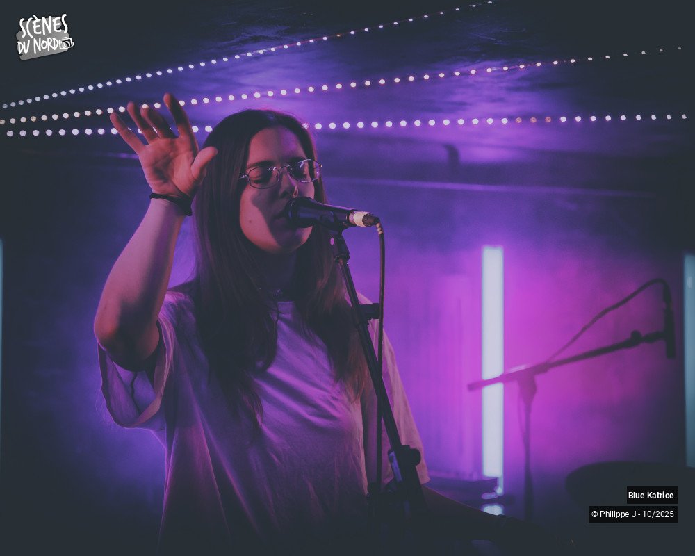 2/12 photos du spectacle Blue Katrice