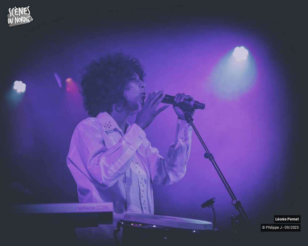 1/8 photos du spectacle Léonie Pernet