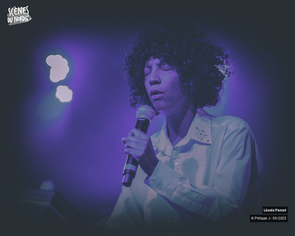 3/8 photos du spectacle Léonie Pernet