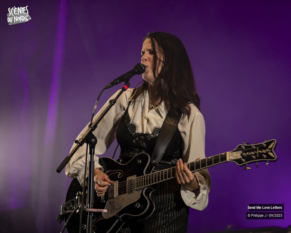 1/8 photos du spectacle Send Me Love Letters