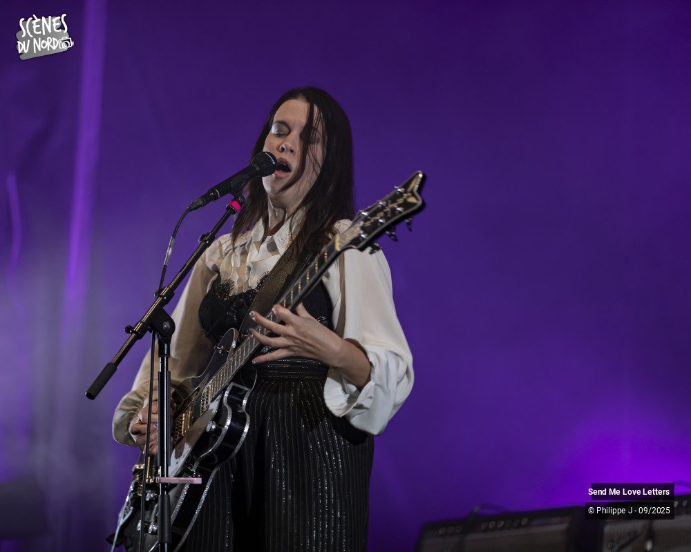 2/8 photos du spectacle Send Me Love Letters