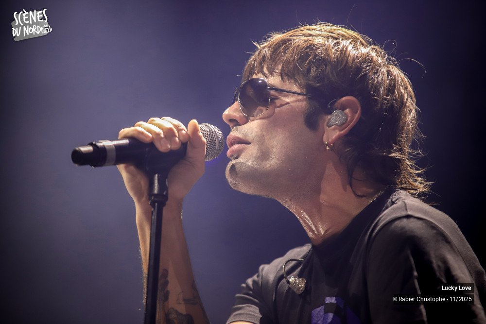 20/20 photos du spectacle Lucky Love