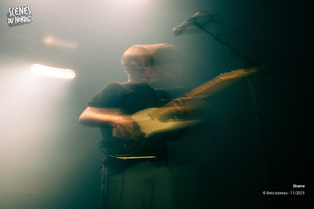 5/8 photos du spectacle Shame