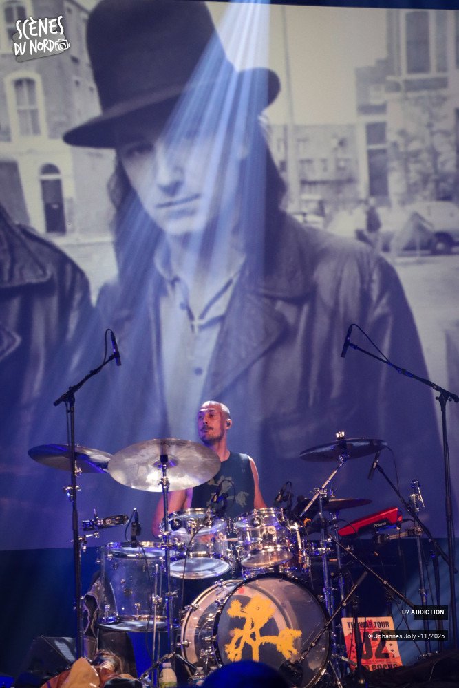 4/16 photos du spectacle U2 ADDICTION