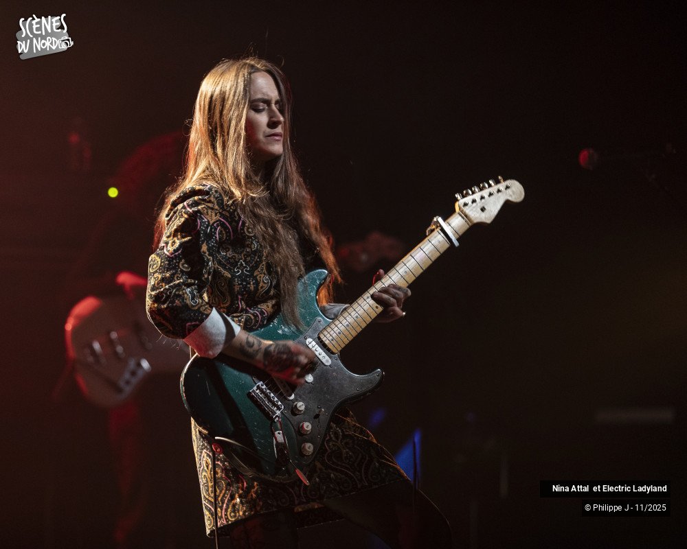 17/20 photos du spectacle Nina Attal