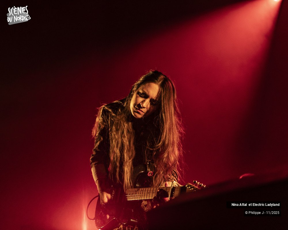 18/20 photos du spectacle Nina Attal