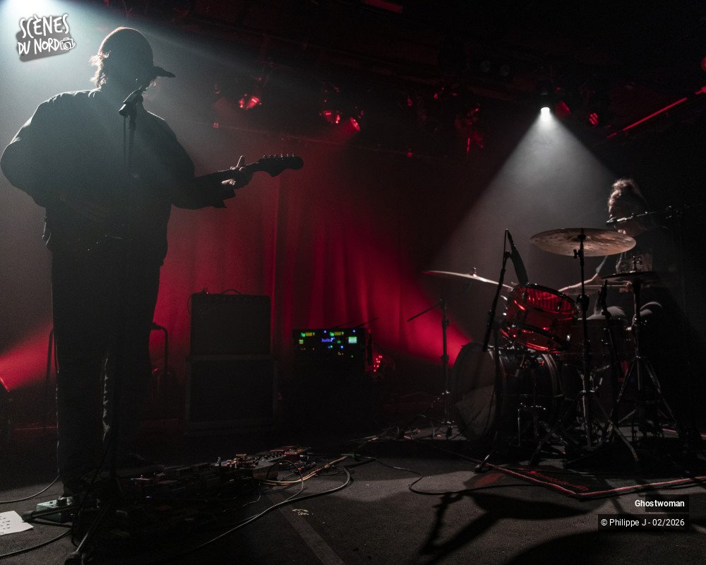 2/8 photos du spectacle Ghostwoman