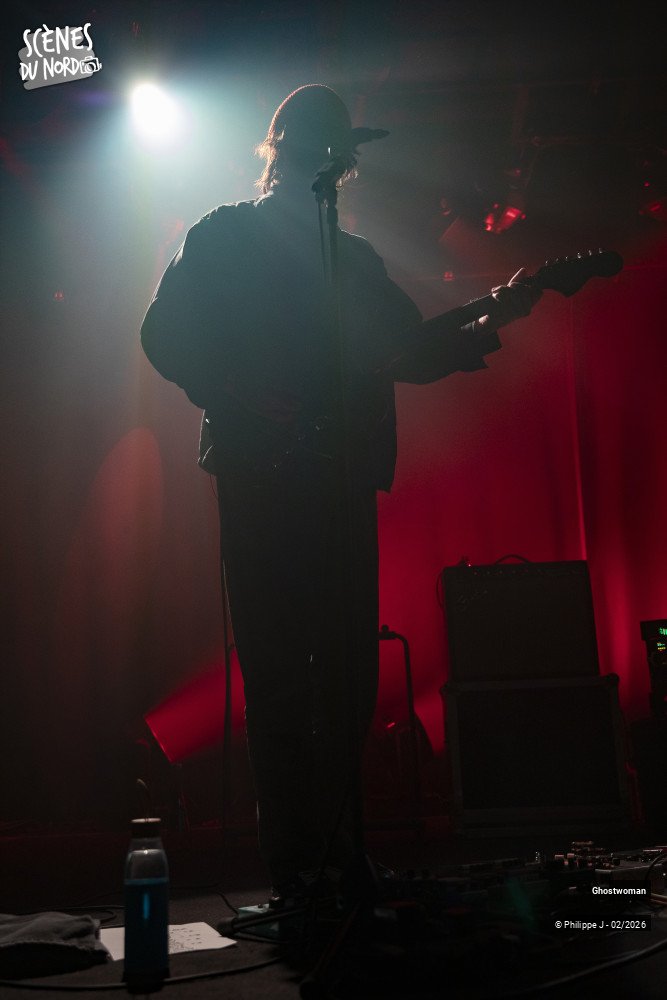 4/8 photos du spectacle Ghostwoman