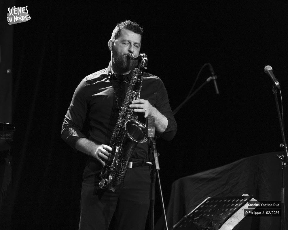 2/8 photos du spectacle Sabrina Yactine Duo