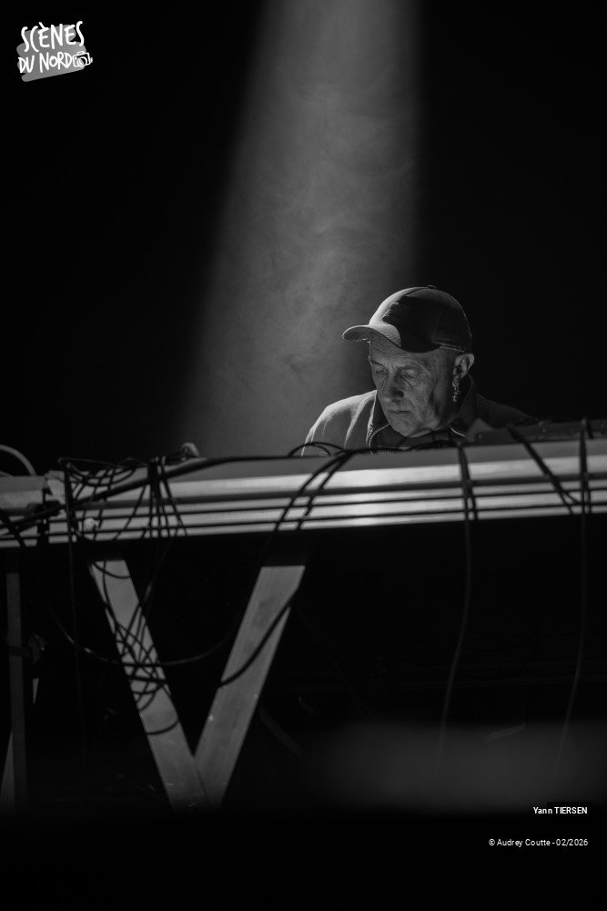 4/8 photos du spectacle Yann Tiersen