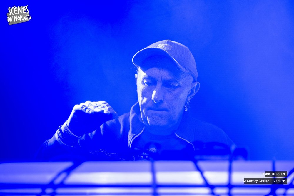 5/8 photos du spectacle Yann Tiersen