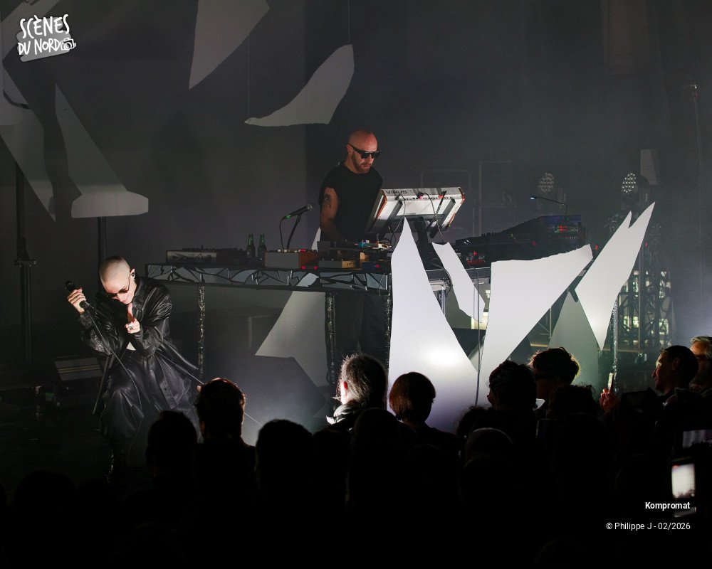 2/12 photos du spectacle Kompromat